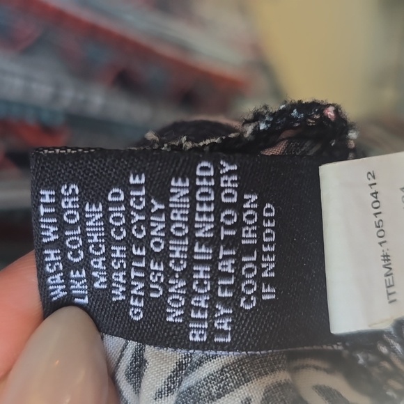 Torrid Aztec Print Ladder Back V-neck Stretch knit to challis Mini Dress 2x - Picture 12 of 14